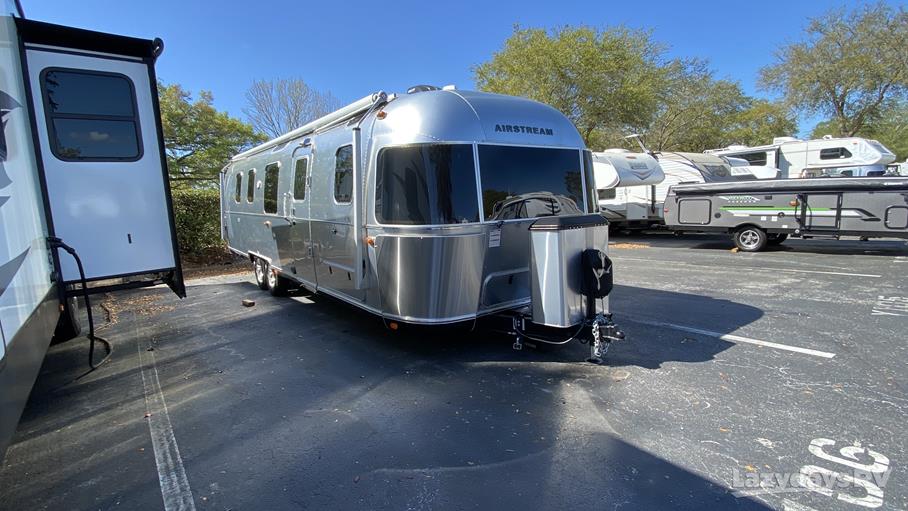 Airstream Classic Travel Trailers Lazydays Rv