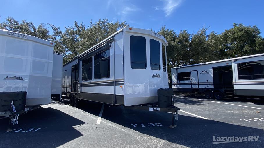 2022 Forest River Cedar Creek Cottage 40CFK2 for sale in Tampa, FL