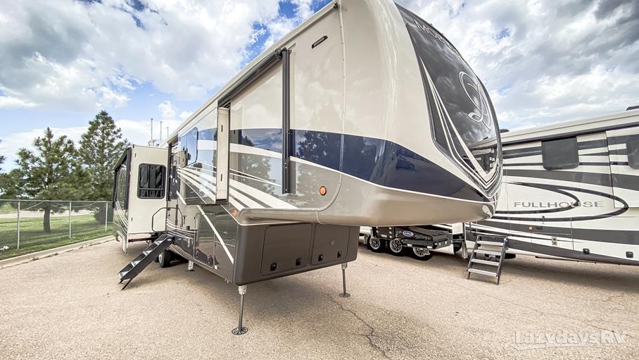 2022 DRV Mobile Suites 44 Houston for sale in Loveland, CO Lazydays