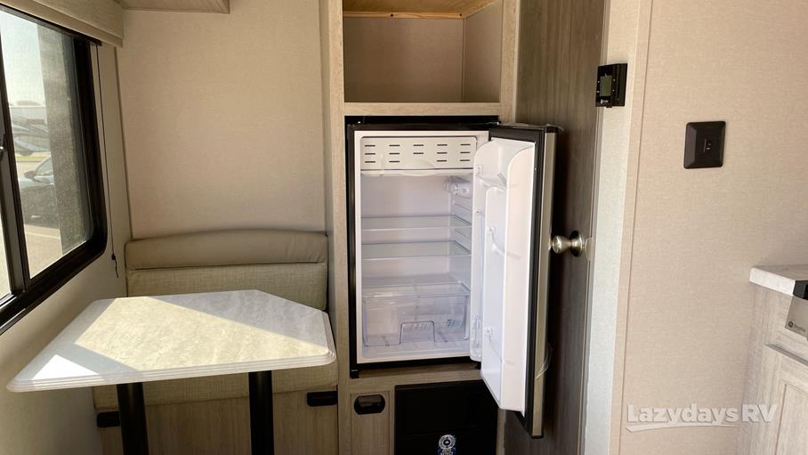 Coachmen Catalina Summit R7