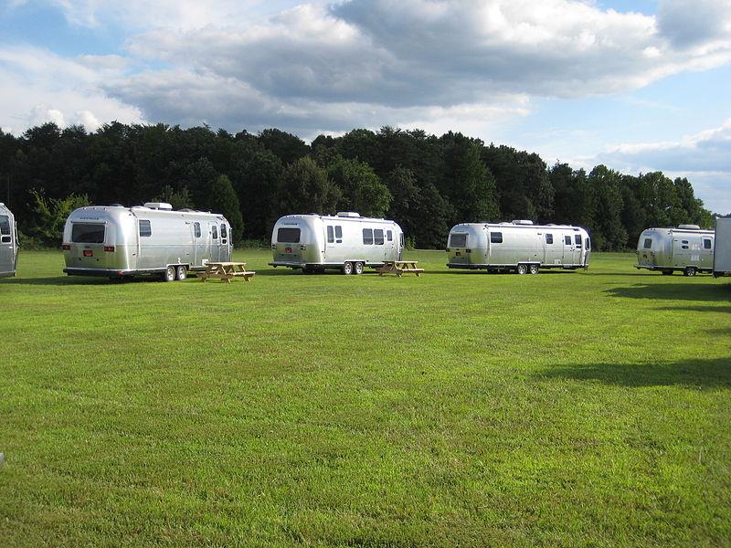 https://d3l1proqnkihu1.cloudfront.net/5-little-known-airstream-facts-2.jpg