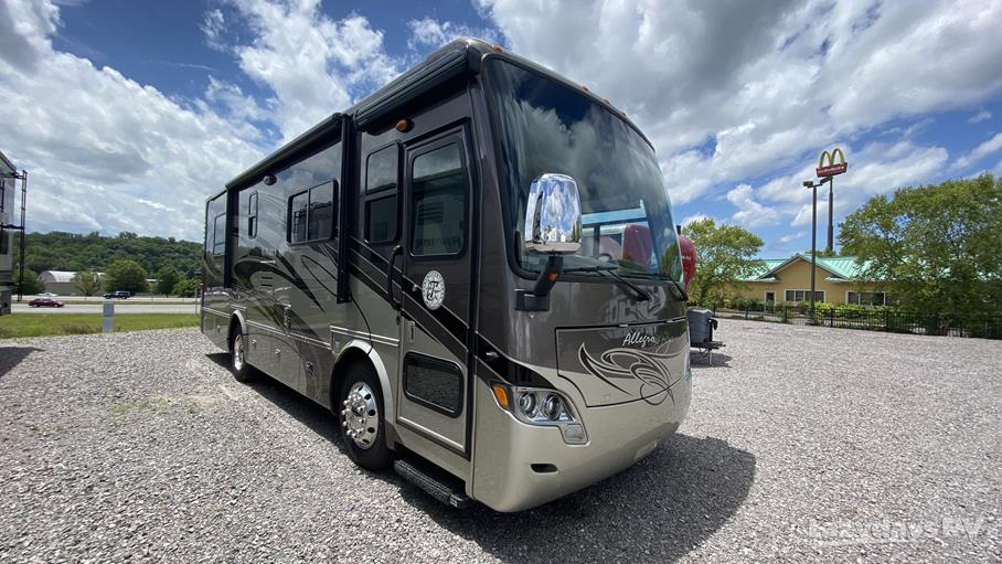2011 Tiffin Motorhomes Allegro Breeze 28 BR for sale in Tampa, FL
