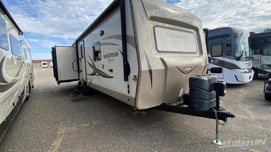 2017 Forest River Rockwood Signature Ultra Lite 8329SS for sale in