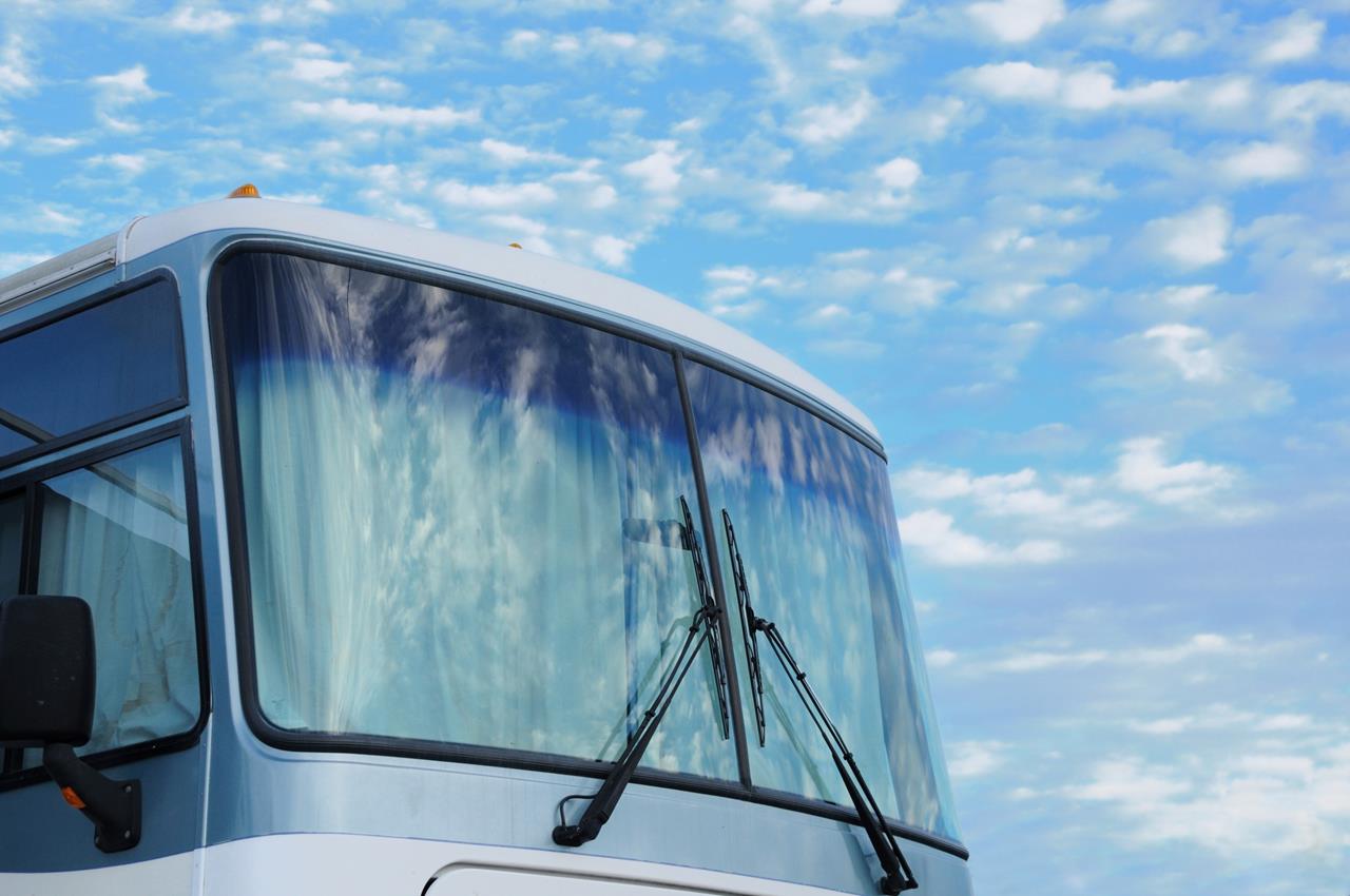 Product Test - Window Vac for a Motorhome Windscreen - Our Tour Motorhome  Blog