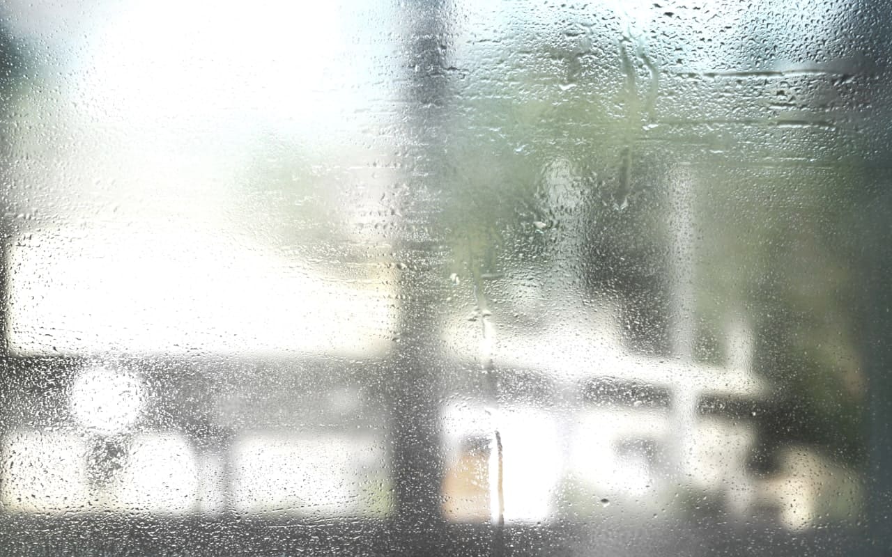 Tips For Clearing Up And Preventing Foggy Windows